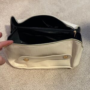 Elegant Cream cosmetic bag